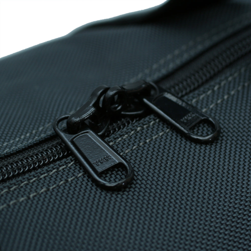 VOYAGE Travel Bag Graphite